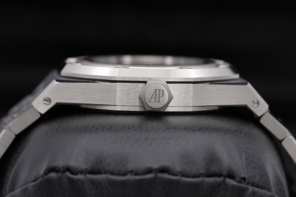 Audemars Piguet Royal Oak 15551ST.ZZ.1356ST.01 Image 3